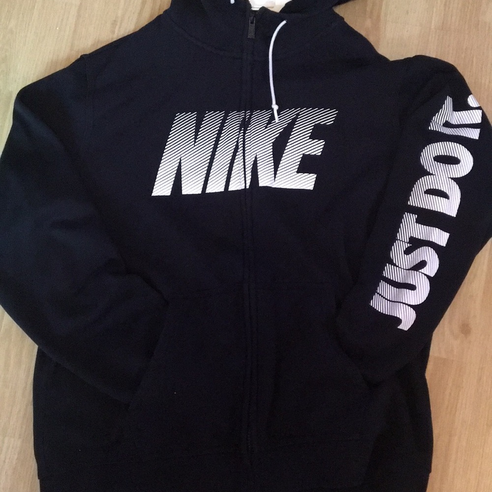 Nike Sweater